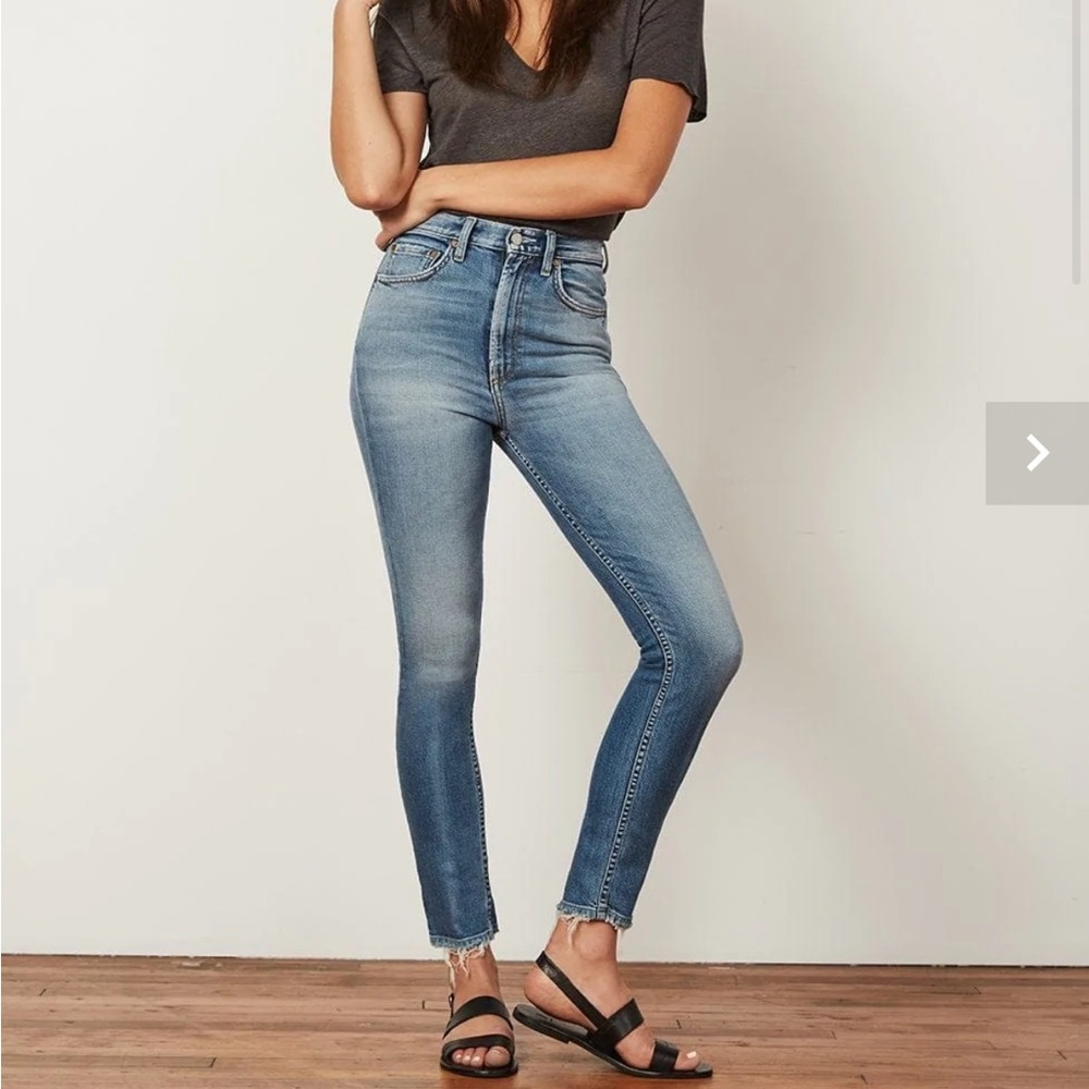 Boyish the Zachary Jeans in Best Foot Forward Light Wash Size 28